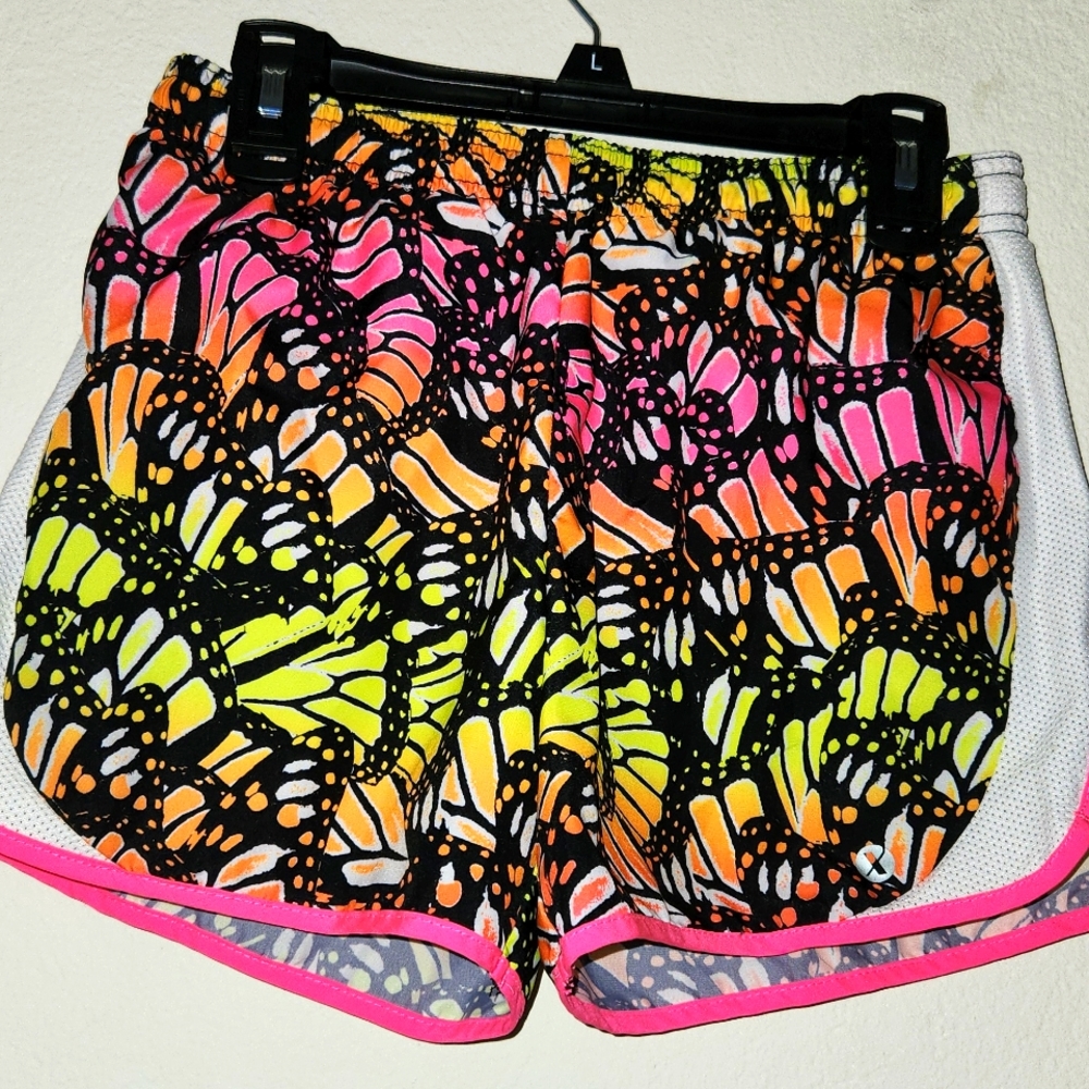 Xersion girls swim shorts. Size L/14. Pink.